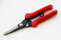Секаторы, кусторезы, сучкорезы,ножницы садовые
