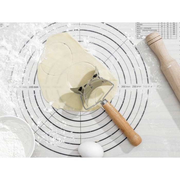 Ролик для вырезания кругов из теста Профи d7см 16х10х5см